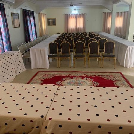 Hotel Paradialaw Дакар Экстерьер фото