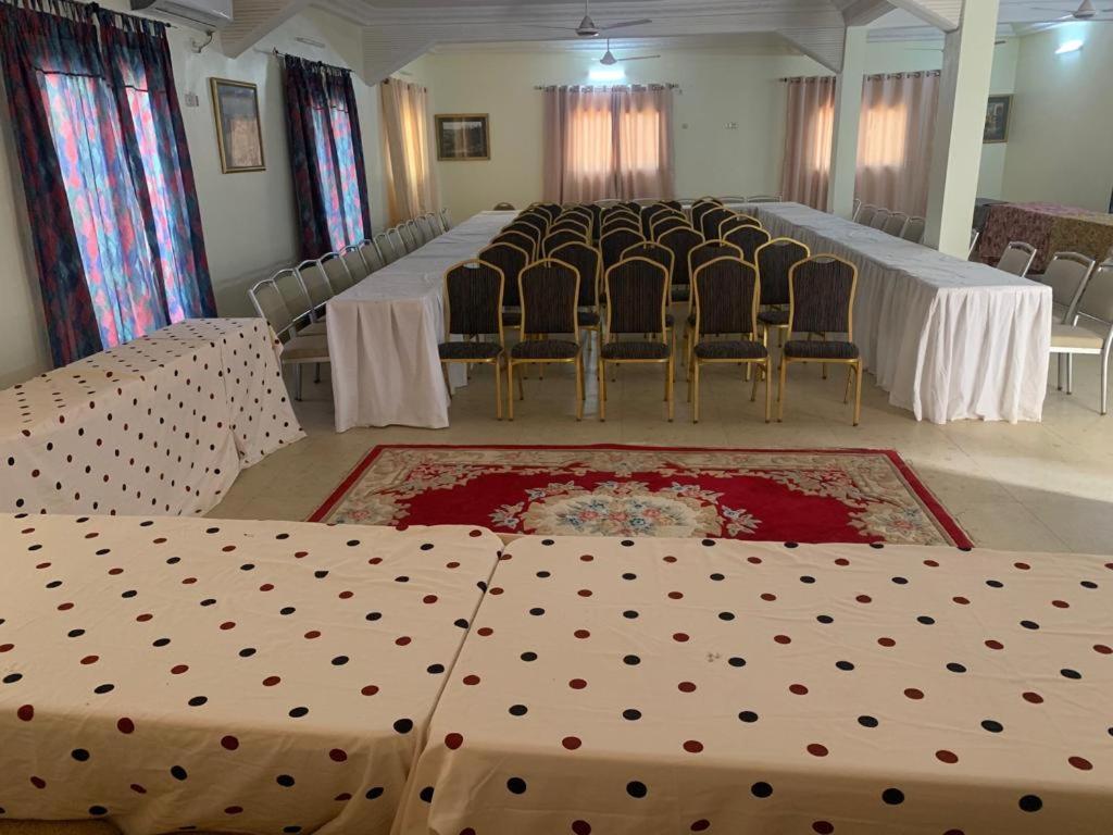 Hotel Paradialaw Дакар Экстерьер фото